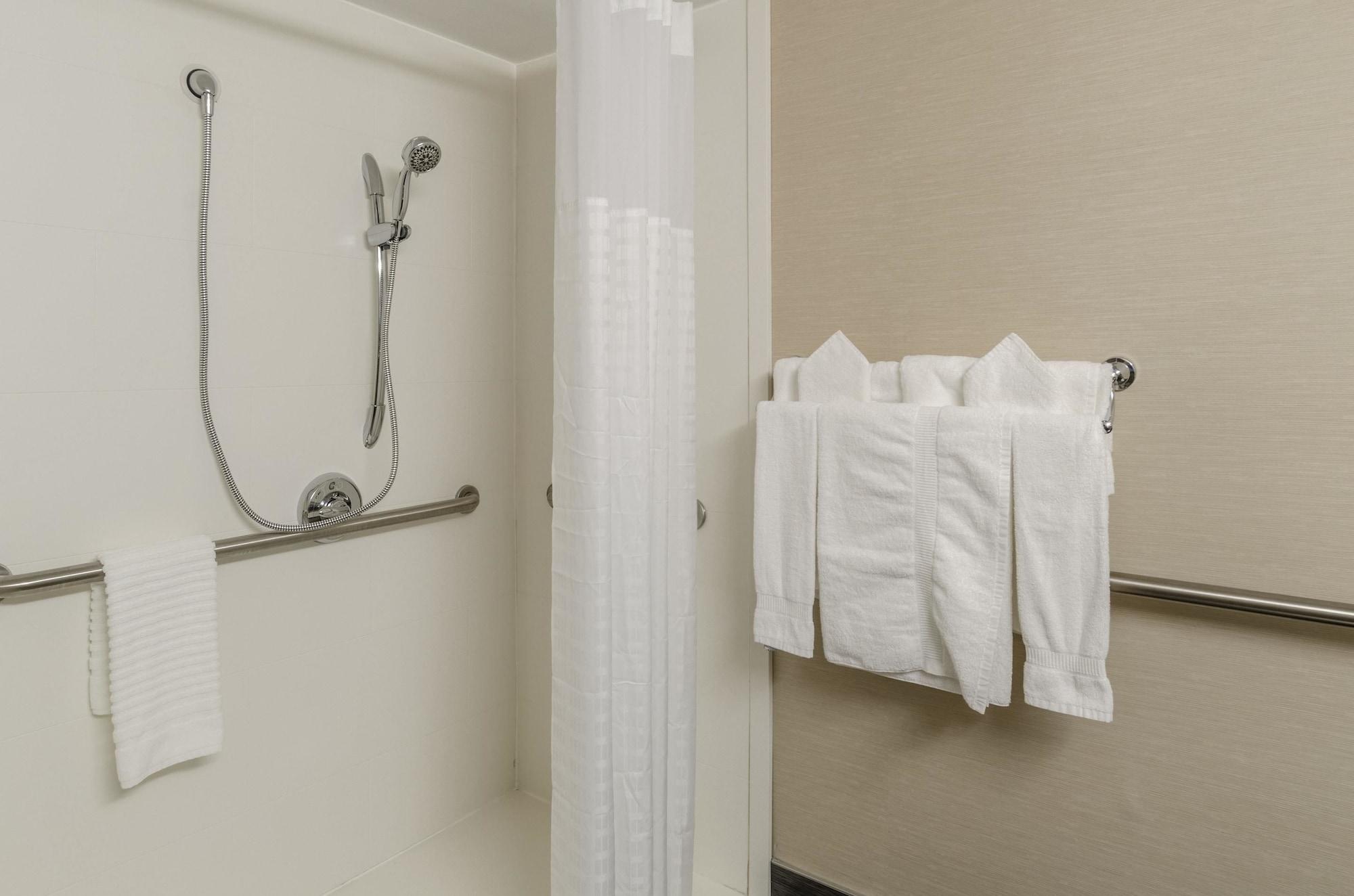 Comfort Inn & Suites West Springfield Ngoại thất bức ảnh