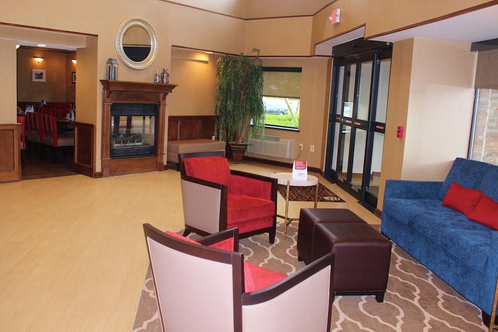 Comfort Inn & Suites West Springfield Ngoại thất bức ảnh
