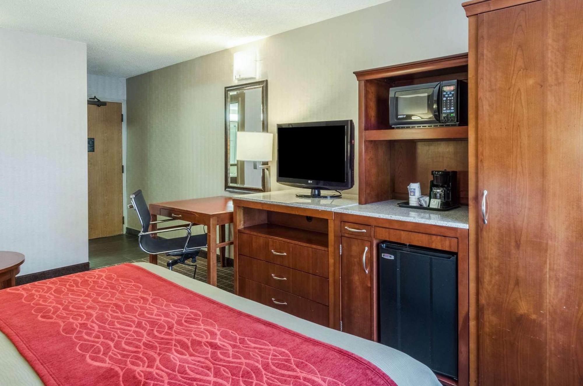 Comfort Inn & Suites West Springfield Ngoại thất bức ảnh