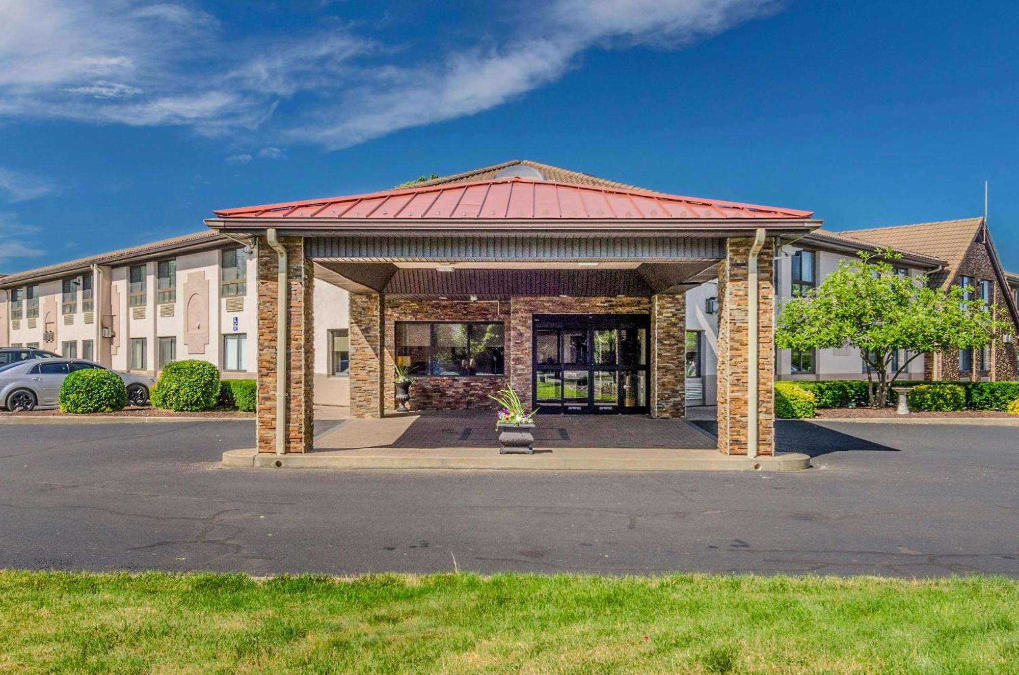 Comfort Inn & Suites West Springfield Ngoại thất bức ảnh