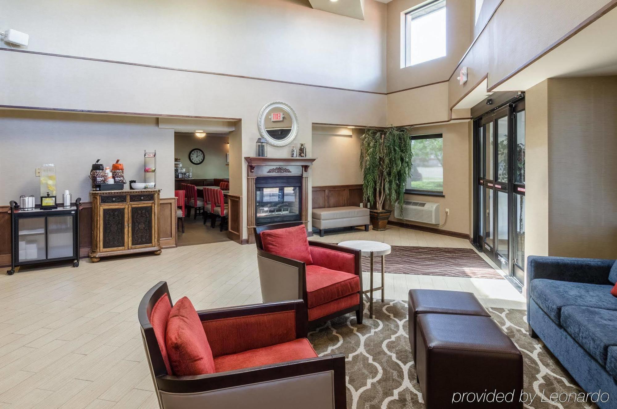 Comfort Inn & Suites West Springfield Ngoại thất bức ảnh