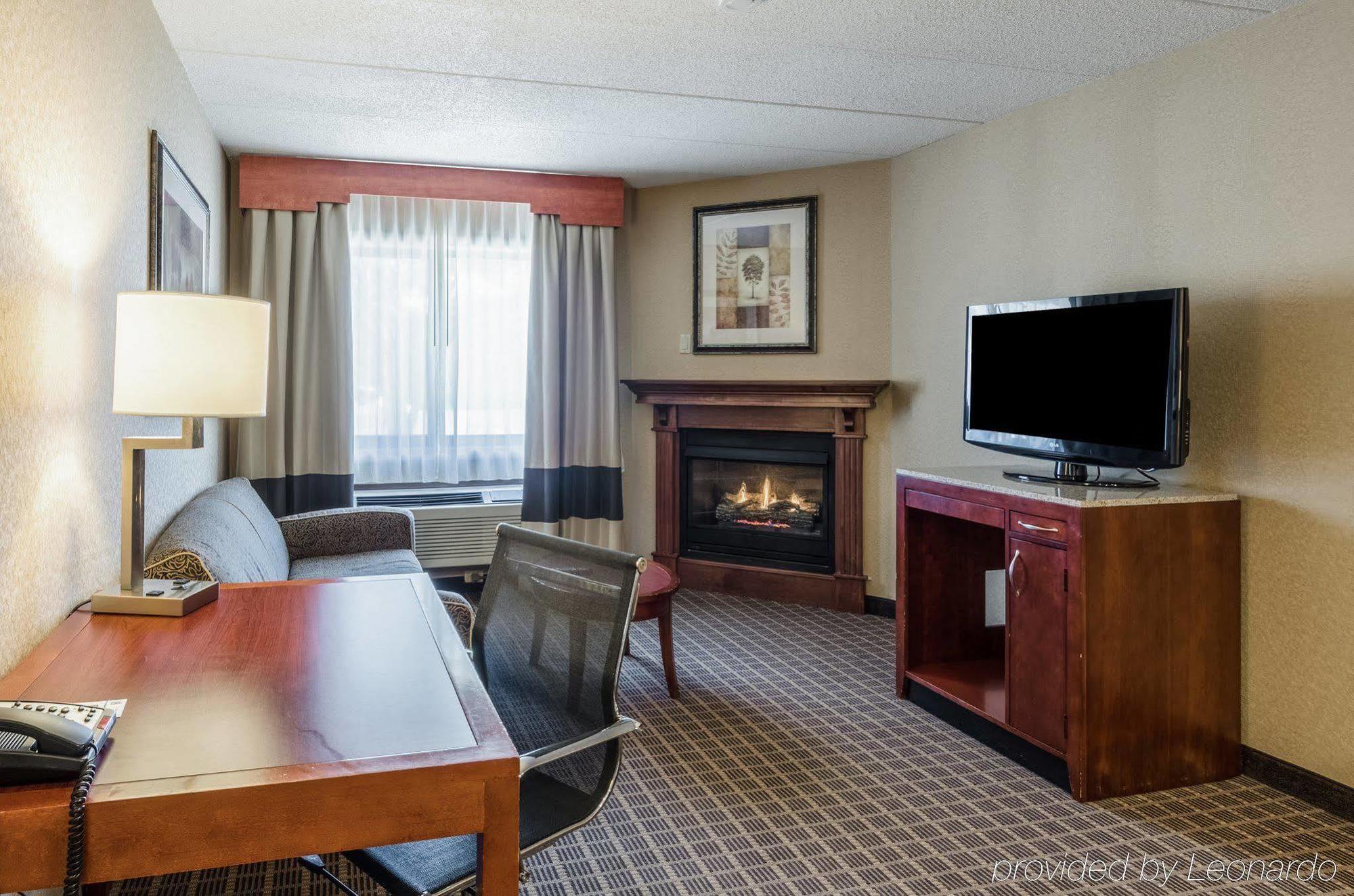 Comfort Inn & Suites West Springfield Ngoại thất bức ảnh