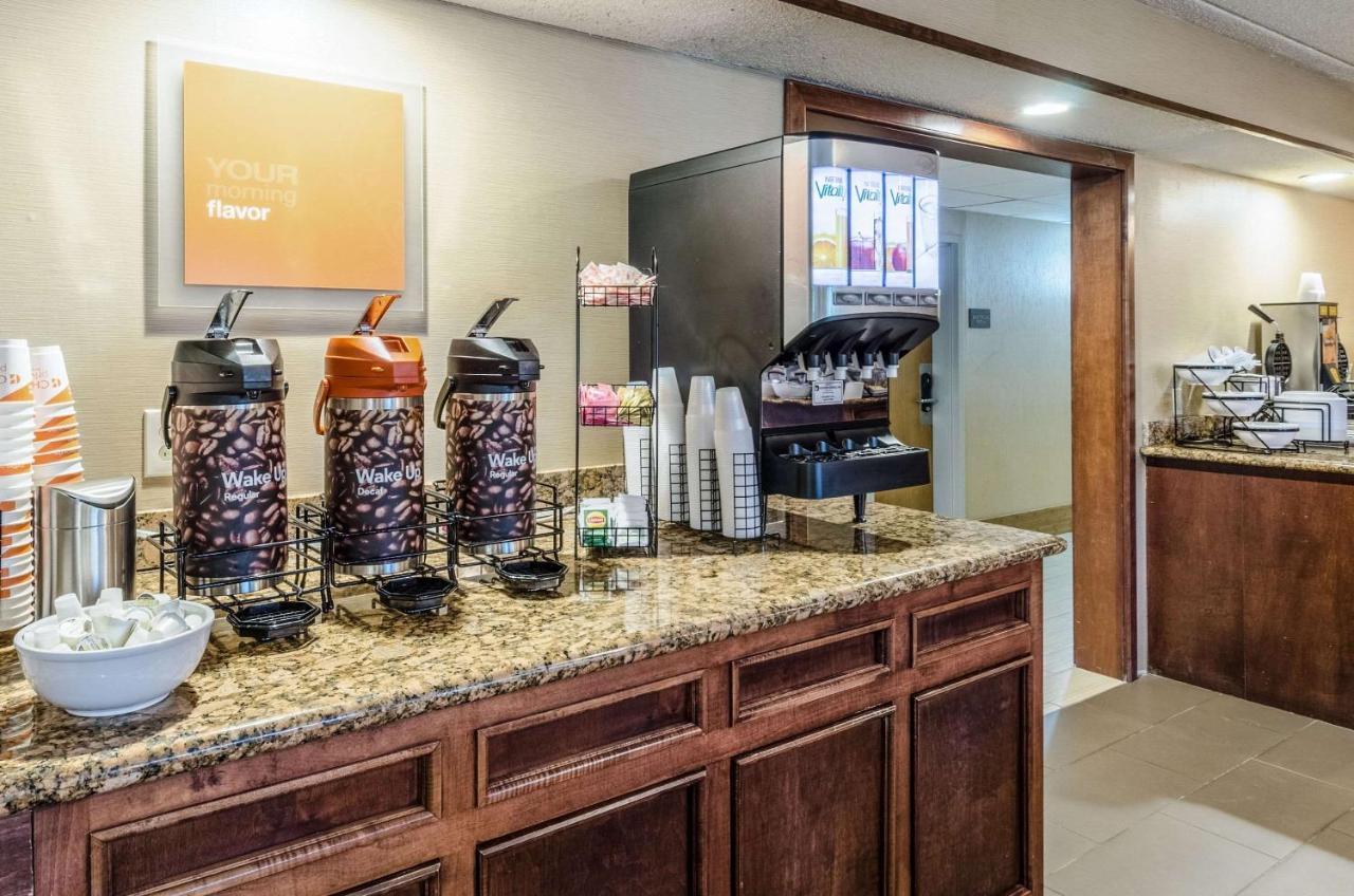 Comfort Inn & Suites West Springfield Ngoại thất bức ảnh